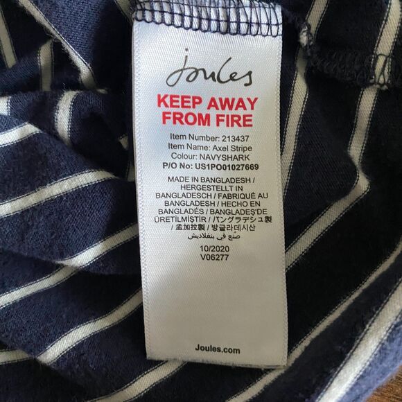 Joules Striped Shark Tee With Glow In The Dark Boys' 5 - Picture 10 of 11